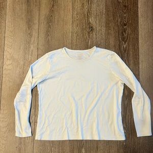 NWOT WOMEN LLBEAN basic long sleeve